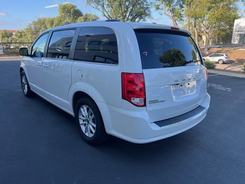 Used 2020 Dodge Grand Caravan SXT image 4