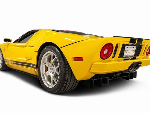 Used 2005 Ford GT image 25