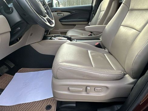 Used 2022 Honda Pilot Touring image 25