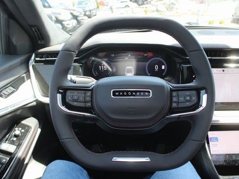 Used 2024 Jeep Wagoneer Launch Edition image 14