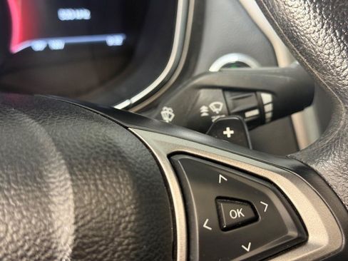 Used 2017 Ford Fusion SE w/ Fusion SE Technology Package FWD image 25