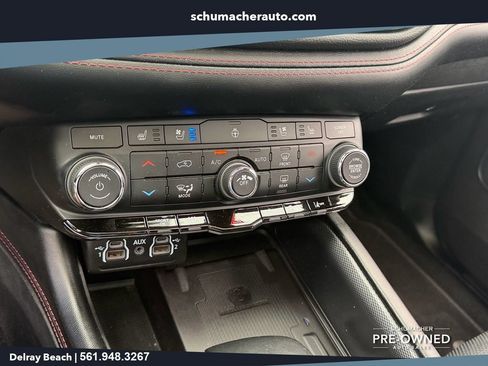 Used 2021 Dodge Durango R/T w/ Technology Group AWD/4WD image 23