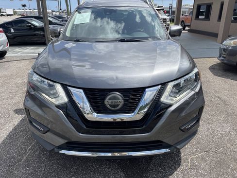 Used 2019 Nissan Rogue SL FWD image 3