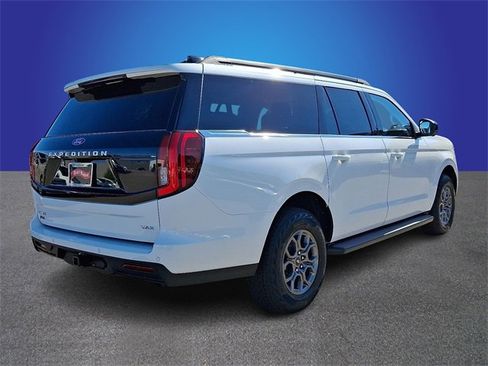 New 2025 Ford Expedition Max Active image 3