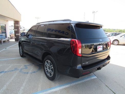 Used 2025 Ford Expedition Active AWD/4WD image 7