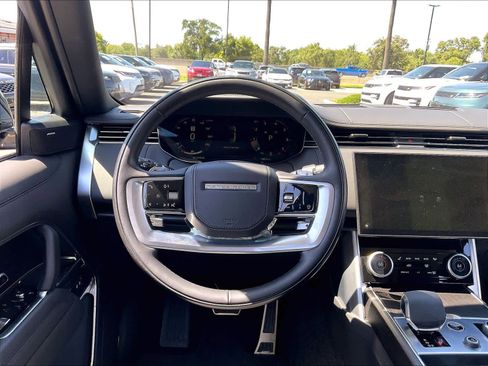 Used 2023 Land Rover Range Rover SE AWD/4WD image 7