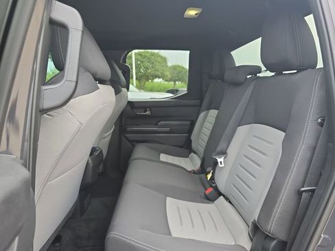 Used 2025 Toyota Tacoma TRD Sport AWD/4WD image 14