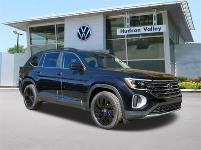 New 2025 Volkswagen Atlas SE