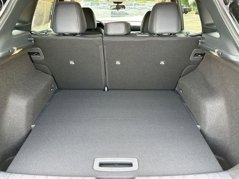 Certified 2025 Nissan Kicks SR FWD image 16