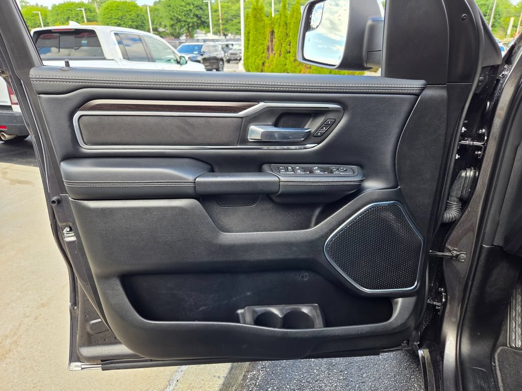 Used 2026 RAM 1500 Laramie AWD/4WD image 27