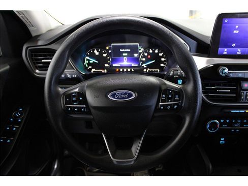 Used 2021 Ford Escape SE image 25