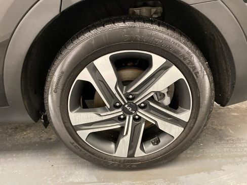 Used 2023 Kia Sorento SX Prestige image 28