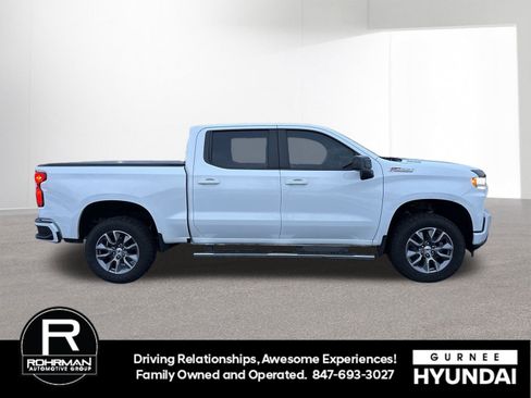 Used 2021 Chevrolet Silverado 1500 RST image 11