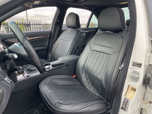 Used 2013 Mercedes-Benz C 250 Sedan image 24