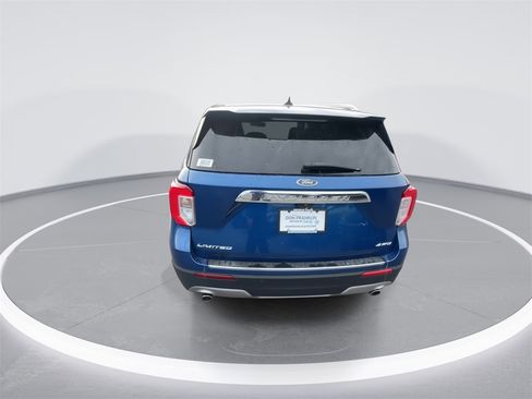 Used 2022 Ford Explorer Limited w/ Equipment Group 301A image 7