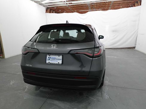 Certified 2024 Honda HR-V LX image 5