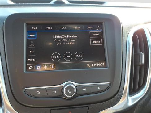 Used 2020 Chevrolet Equinox LT image 22