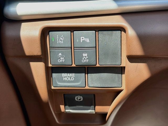 Used 2021 Acura RDX w/ Technology Package AWD/4WD image 10