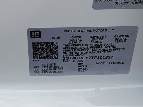 New 2026 GMC Sierra 2500 Denali w/ Denali Reserve Package image 15