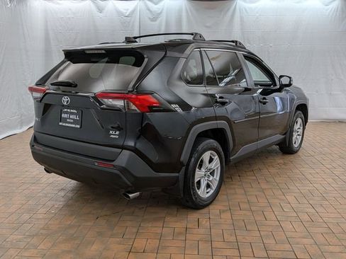 Used 2021 Toyota RAV4 XLE w/ Convenience Package AWD/4WD image 7
