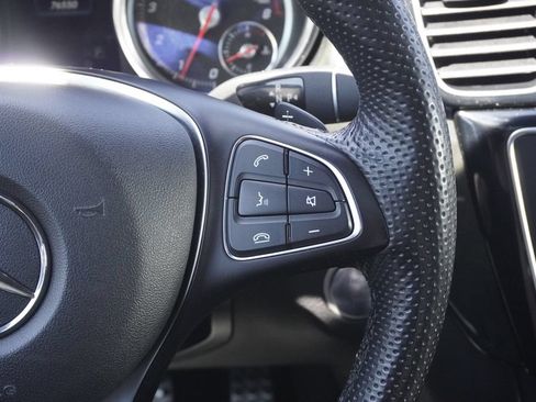 Used 2019 Mercedes-Benz GLE 400 4MATIC image 13