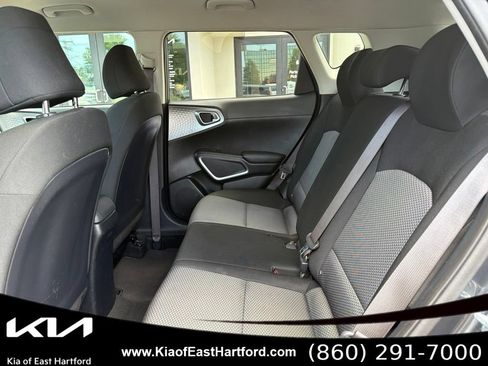 Certified 2023 Kia Soul LX w/ Option Group 015 FWD image 17