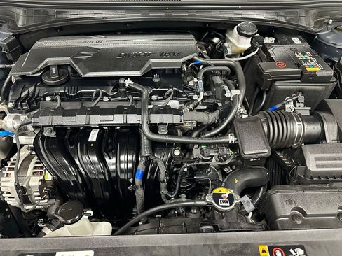 Used 2025 Hyundai Elantra SEL w/ Cargo Package image 62