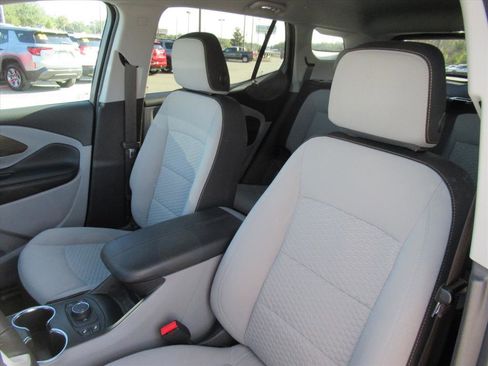 Used 2018 GMC Terrain SLE w/ Driver Convenience Package image 17