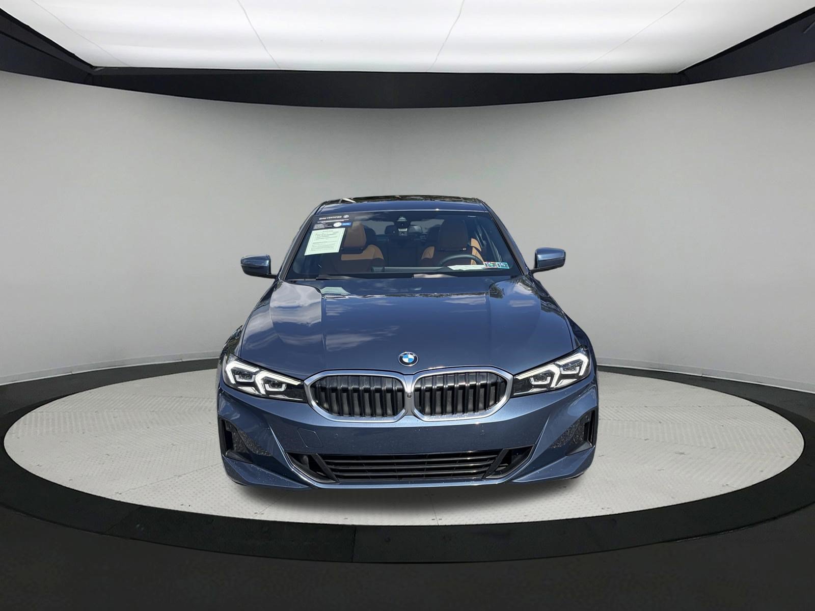 Certified 2025 BMW 330i xDrive Sedan AWD/4WD image 2