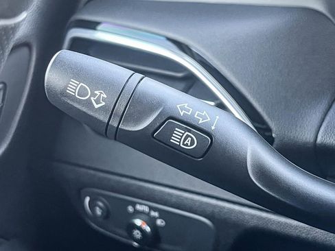 Certified 2022 Chevrolet Bolt EUV LT image 47