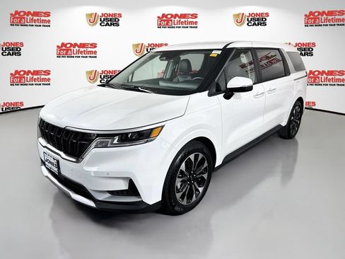 Certified 2024 Kia Carnival EX FWD image 14