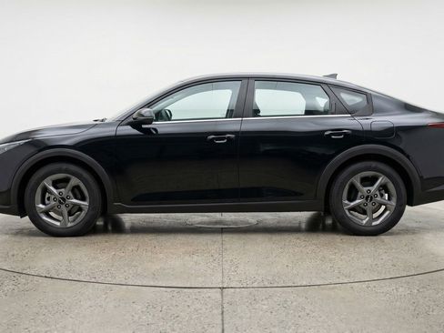Used 2025 Kia K4 FWD image 5