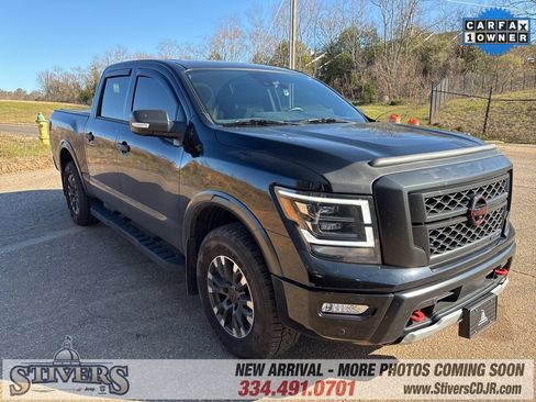 Used 2024 Nissan Titan PRO-4X w/ Pro-4x Convenience Package image 1