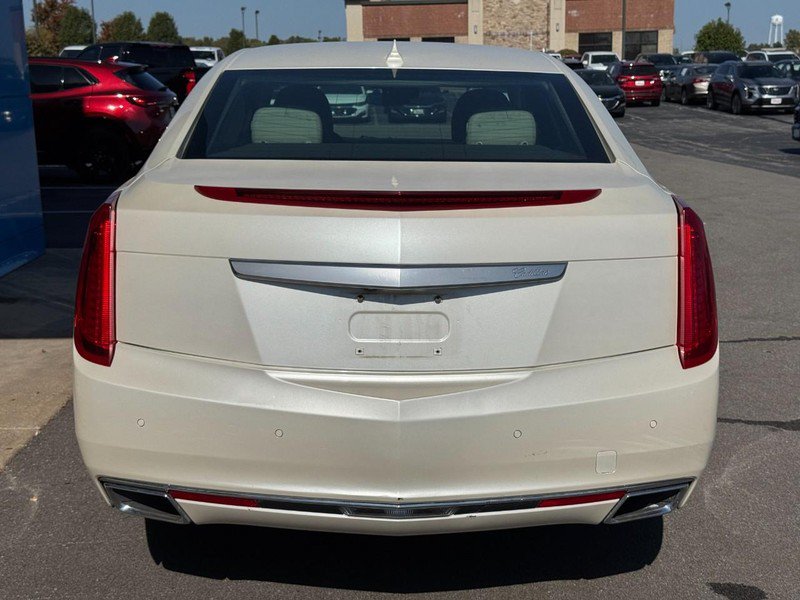 Used 2014 Cadillac XTS Premium FWD image 4
