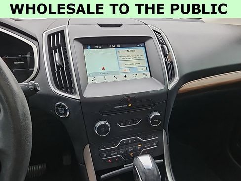 Used 2018 Ford Edge SEL w/ Equipment Group 201A image 18