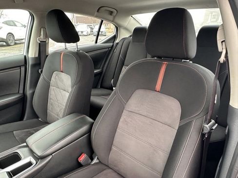 Certified 2023 Nissan Sentra SR w/ Midnight Edition Package image 27