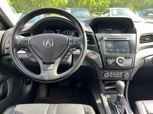 Used 2019 Acura ILX FWD image 9