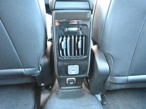 New 2026 Jeep Compass Latitude AWD/4WD image 21