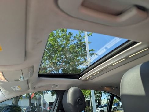 Used 2019 Mercedes-Benz C 300 Sedan image 22