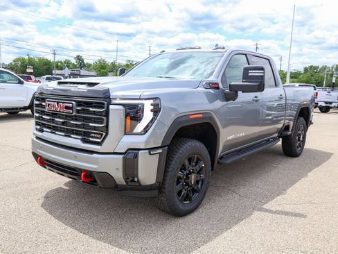 New 2026 GMC Sierra 2500 AT4 w/ AT4 Premium Plus Package AWD/4WD image 32