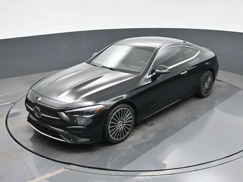 Used 2024 Mercedes-Benz CLE 300 4MATIC Coupe image 26