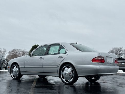 Used 2000 Mercedes-Benz E 430 4MATIC Sedan image 12