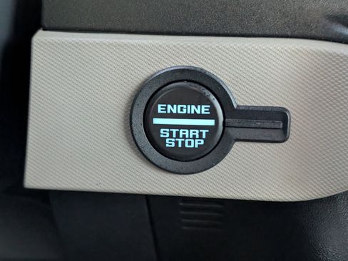 Used 2022 Ford Bronco Big Bend image 5