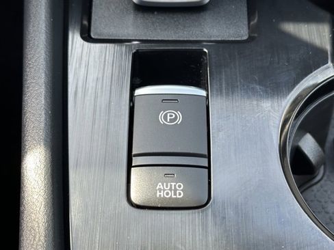 Certified 2025 Nissan Rogue S image 36