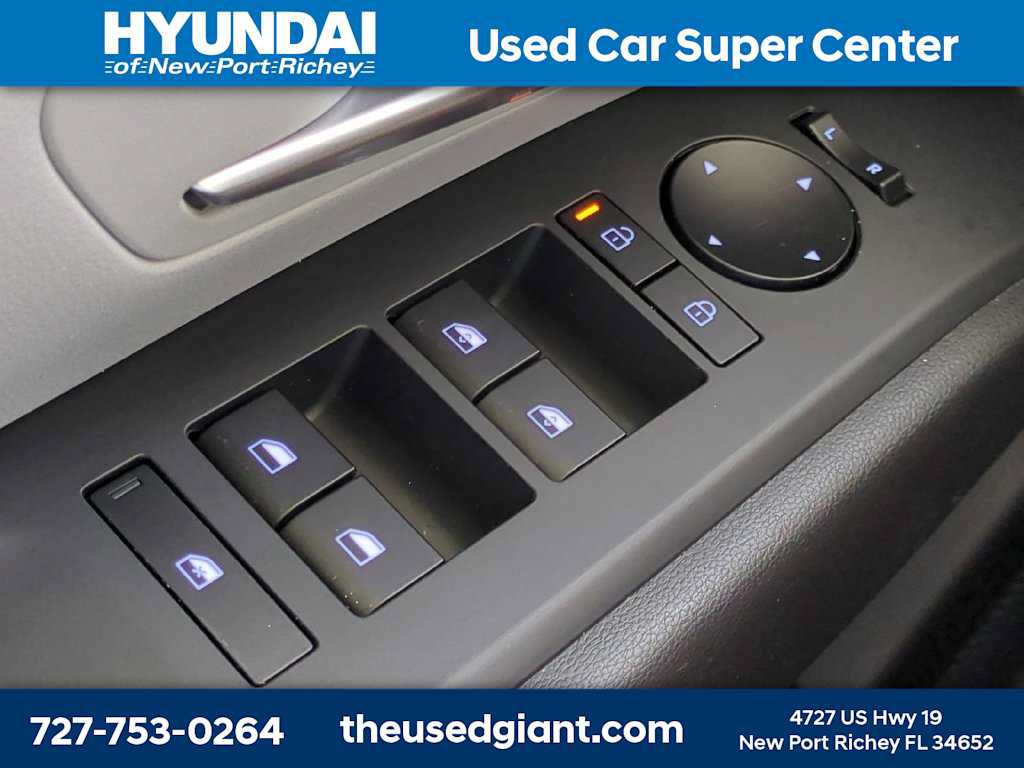 Certified 2025 Hyundai Tucson SEL FWD image 28