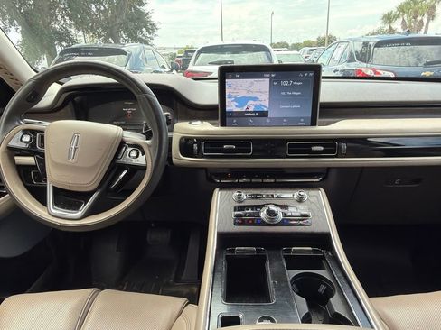 Used 2020 Lincoln Aviator Reserve w/ Equipment Group 201A RWD image 10