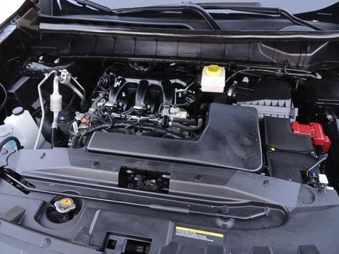 Certified 2025 Nissan Pathfinder SV AWD/4WD image 22