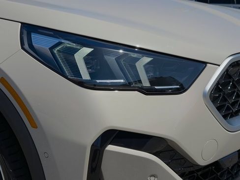 New 2026 BMW X2 xDrive28i w/ Technology Package AWD/4WD image 6