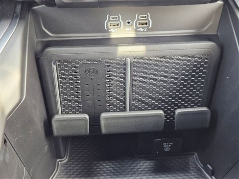 New 2026 RAM 1500 4x4 Crew Cab image 31