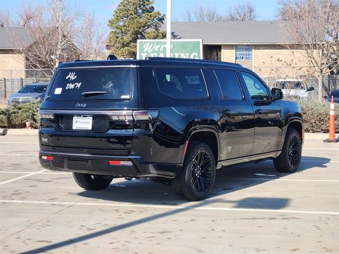 New 2026 Jeep Grand Wagoneer L Limited image 4